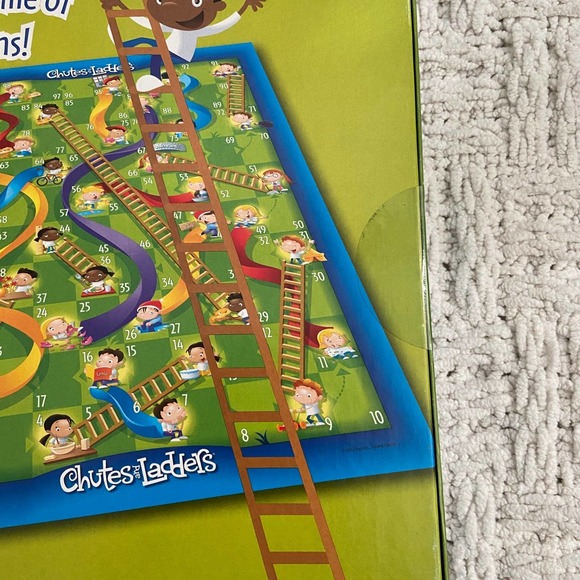 Chutes and Ladders Classic Family Board Game, Games for Kids Ages 3 and up NEW™ - Picture 5 of 7